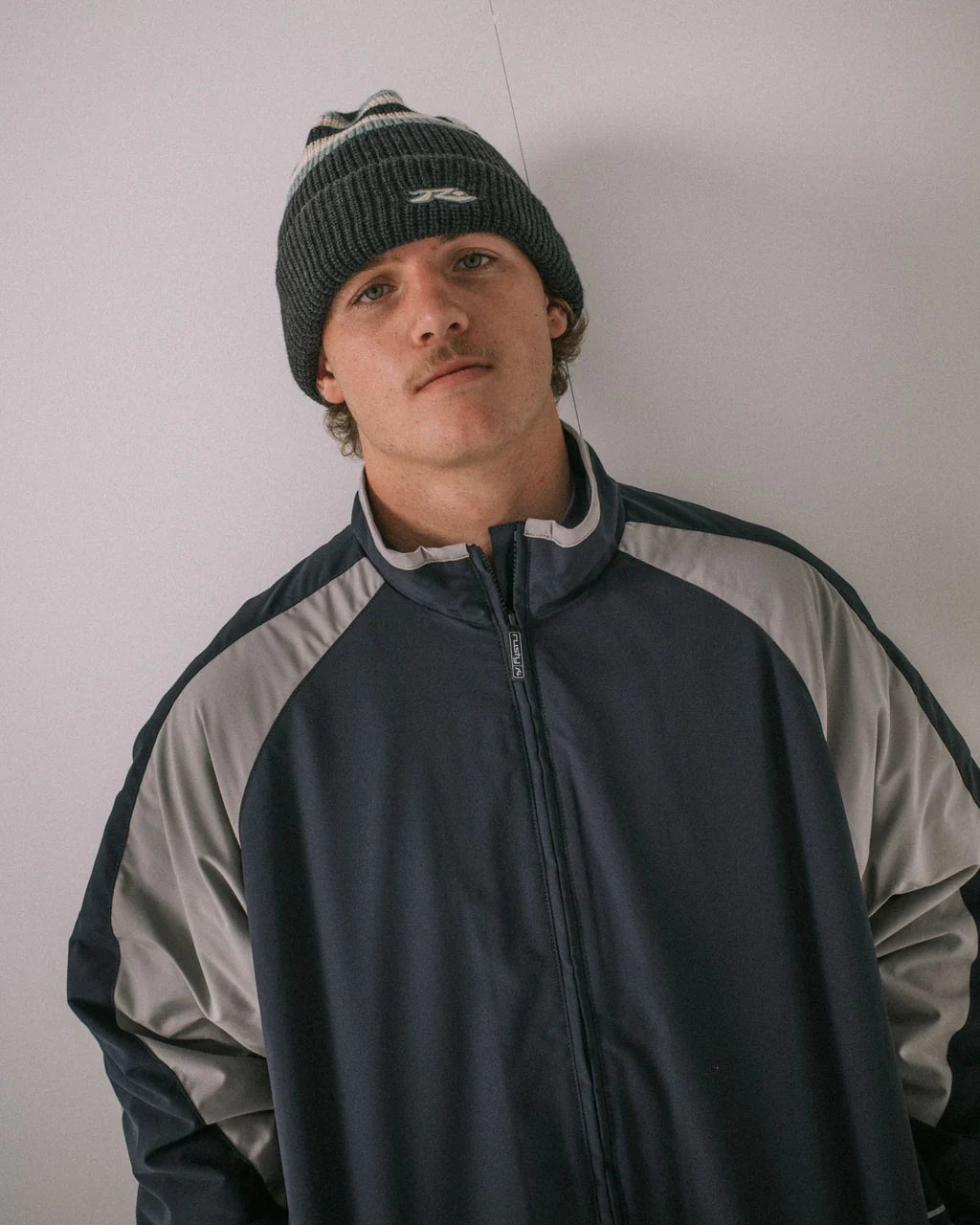 RUSTY BIG RED BEANIE UNISEX KNIT BEANIE CARBON