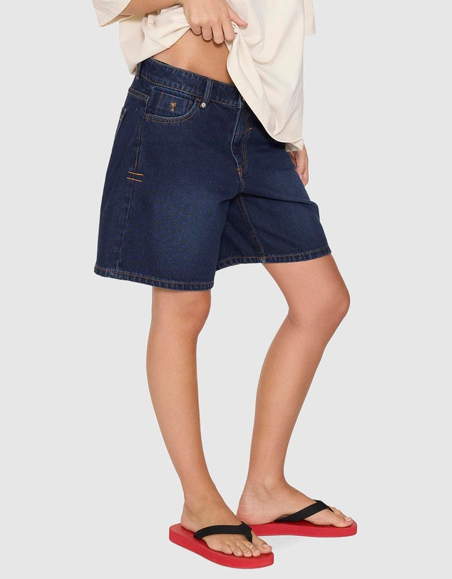 THRILLS BILLIE LOW RISE BAGGY SHORT – MIDNIGHT TORQUE BLUE