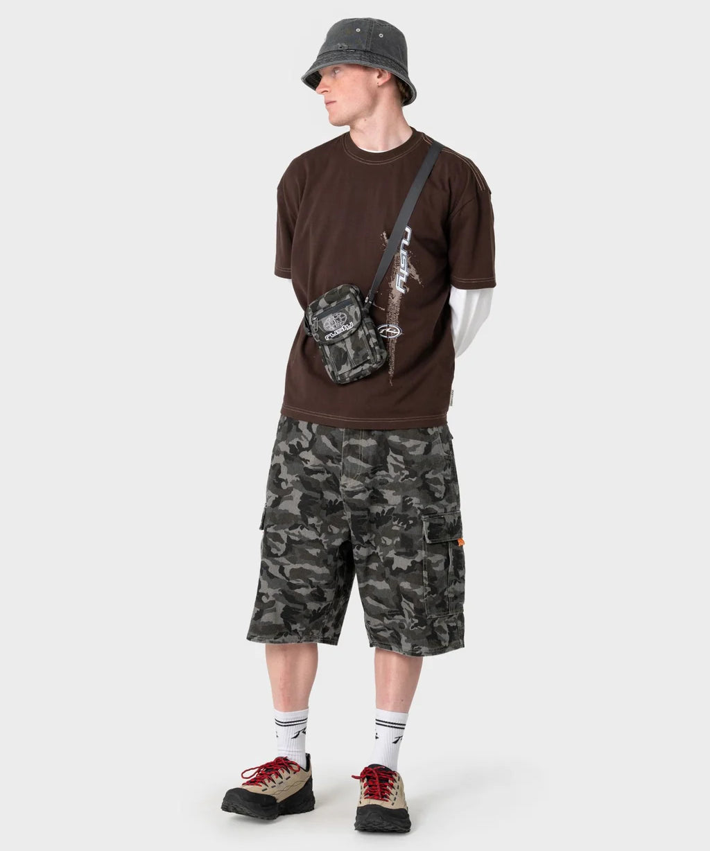 rusty-bushranger-baggy-cargo-short-camo.webp