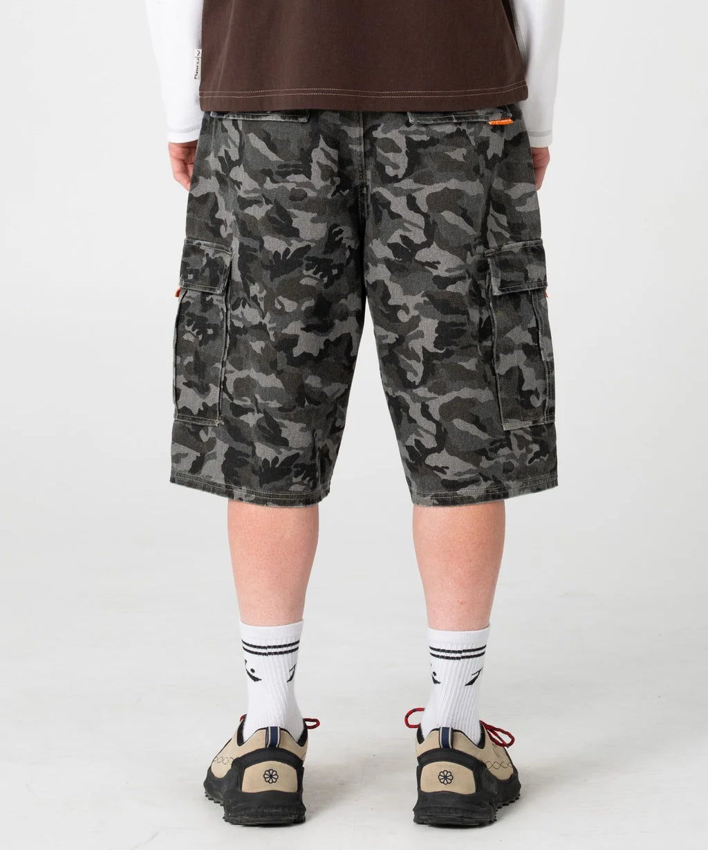 rusty-bushranger-baggy-cargo-short-camo1.webp