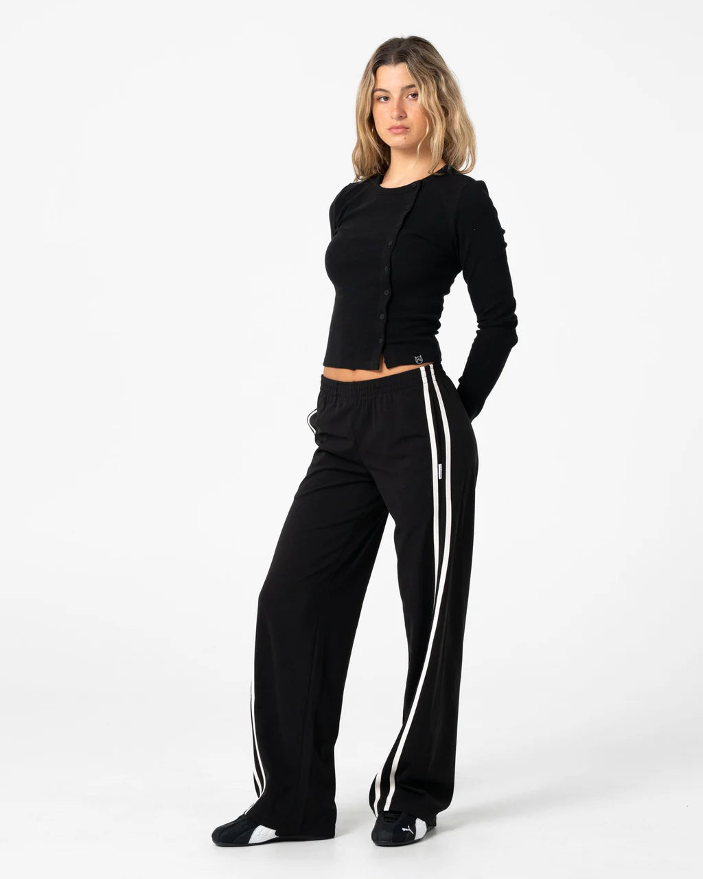 RUSTY BUTTON UP LONG SLEEVE TOP – BLACK