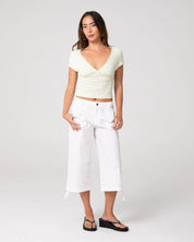 RUSTY CAMERON LOW RISE RELAXED CAPRI PANT – WHITE