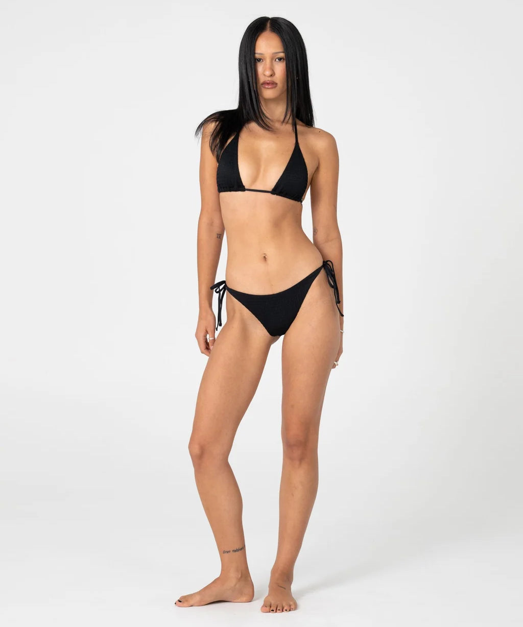 rusty-cedar-multiway-bikini-top-black5.webp