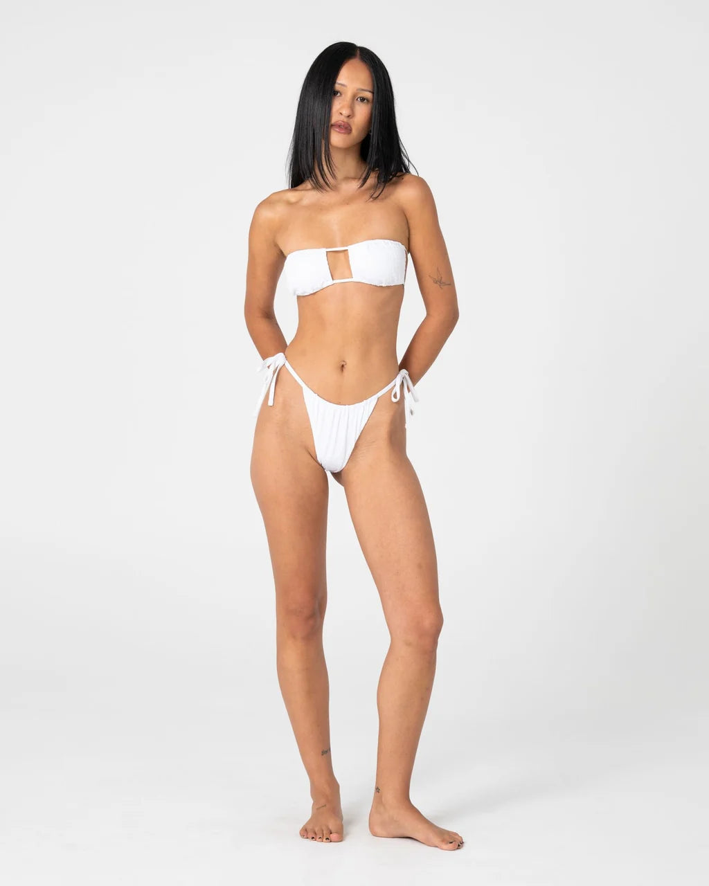 RUSTY CEDAR SIDE TIE CHEEKY BIKINI BOTTOM – WHITE