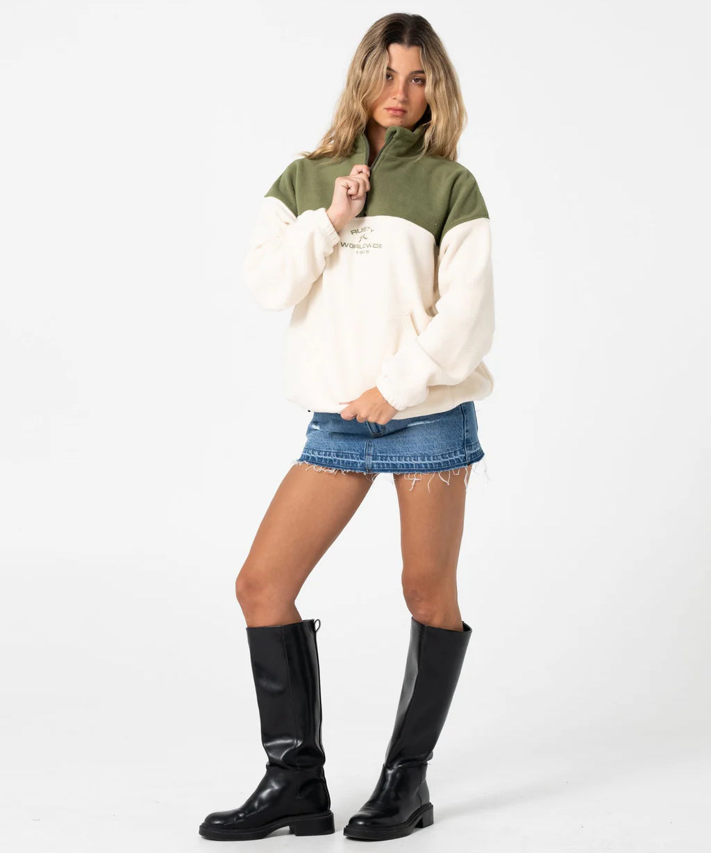 rusty-central-division-quarter-zip-polar-fleece-khaki-cream1.webp