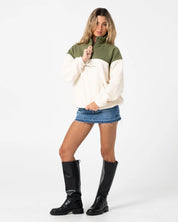 RUSTY CENTRAL DIVISION QUARTER ZIP POLAR FLEECE – KHAKI / CREAM