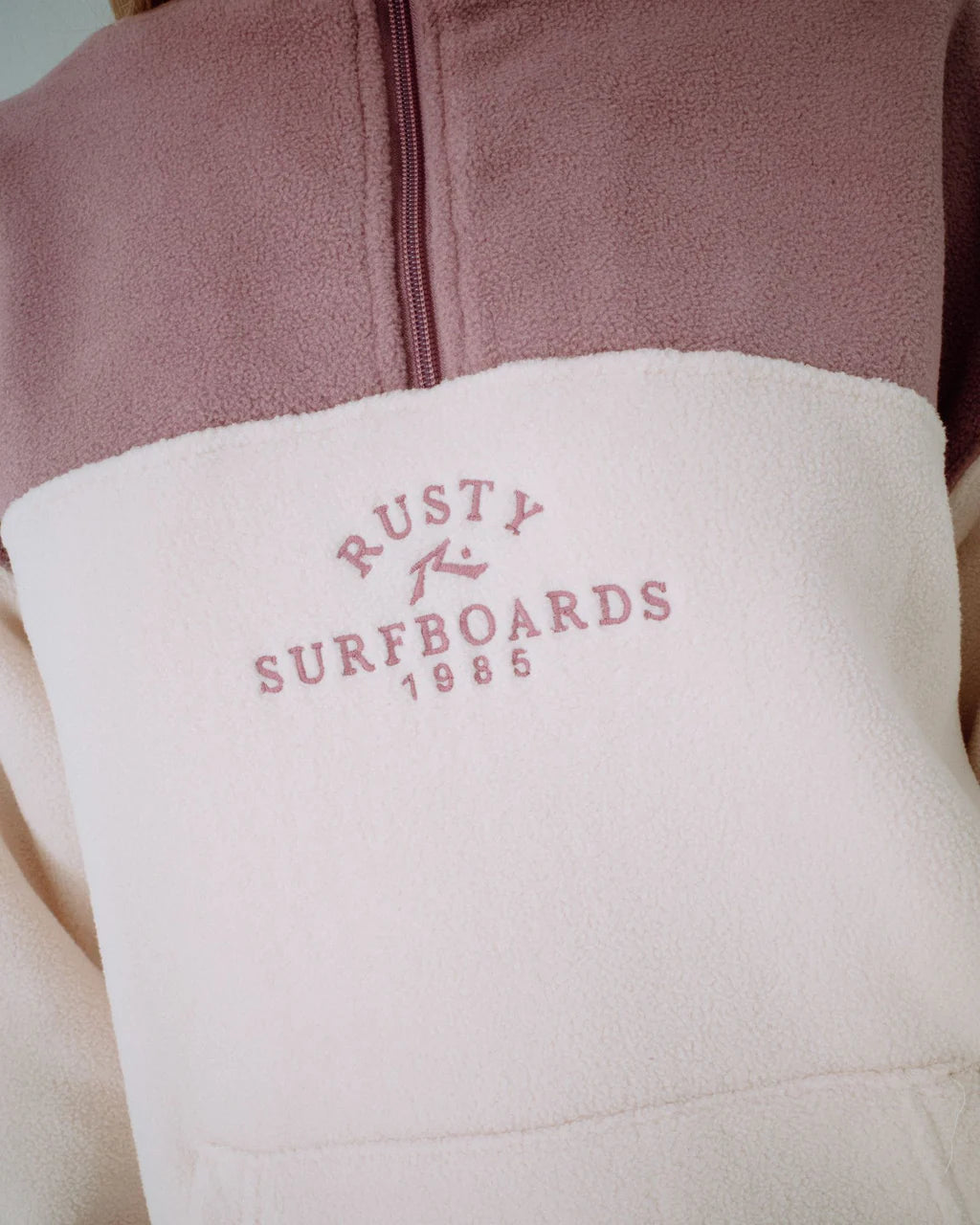 RUSTY CENTRAL DIVISION QUARTER ZIP POLAR FLEECE WOMENS JUMPER PINK A BOO