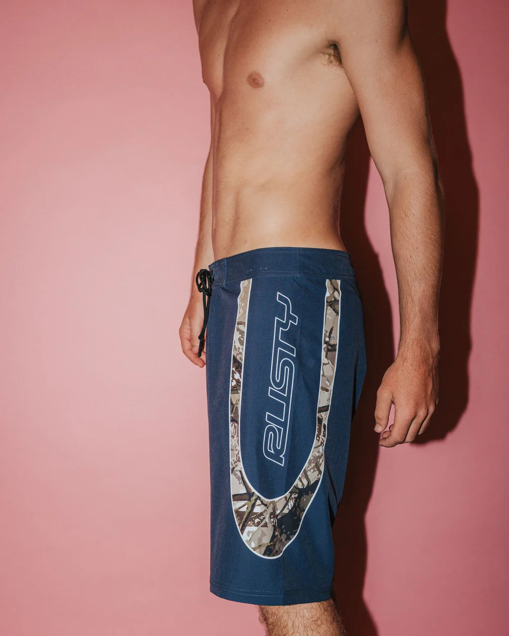 RUSTY CHARGER BAGGY BOARDSHORT – MENS 90S STYLE RELAXED SURF SHORT COAL