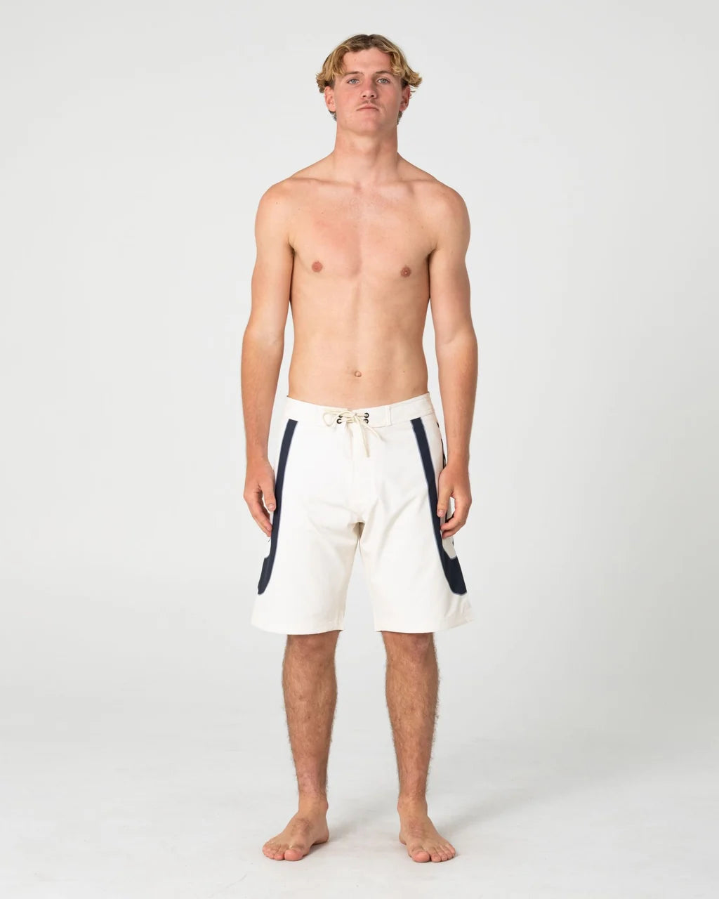 RUSTY CHARGER BAGGY BOARDSHORT – CREAM