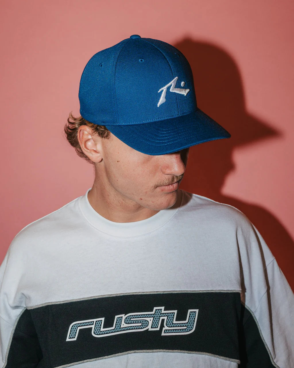 RUSTY CHRONIC 4 FLEXFIT CAP – CHINA BLUE