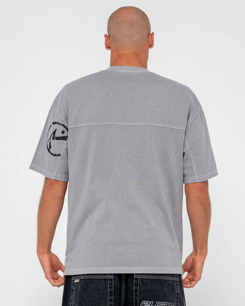 RUSTY COMMANDER GRAPHIC TEE – MENS COTTON SURF STREET LOGO T-SHIRT ULTIMATE GREY