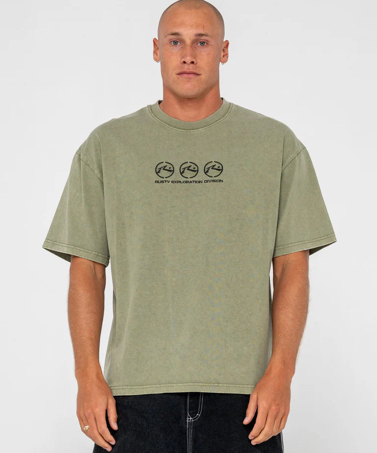 rusty-crusoe-wash-graphic-tee-savanna-bodhi-surf2.webp