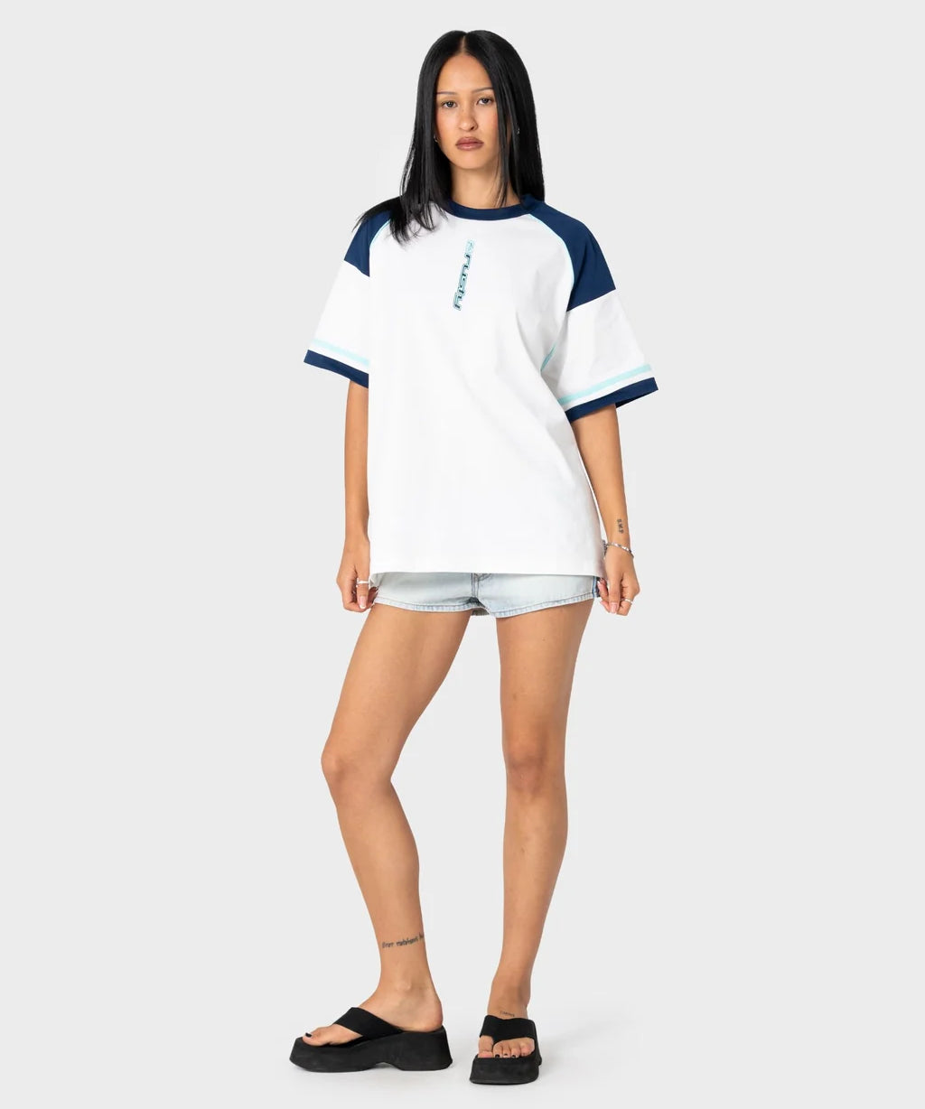 rusty-cruz-220-oversized-tee-white-blue1.webp
