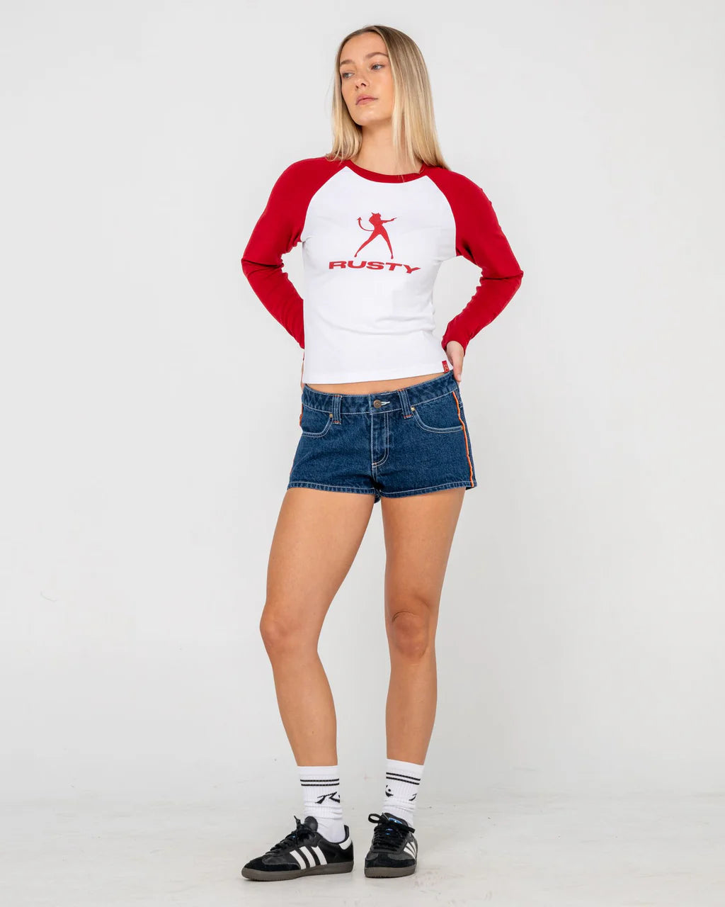 RUSTY DEVIL RAGLAN LONG SLEEVE TEE WOMENS GRAPHIC STREETWEAR TOP WHITE