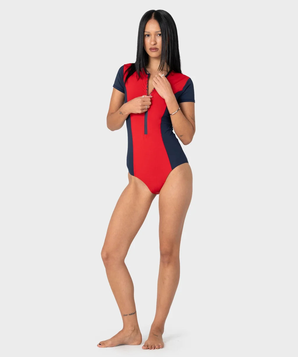 rusty-dirt-rider-short-sleeve-surf-suit-red-navy.webp