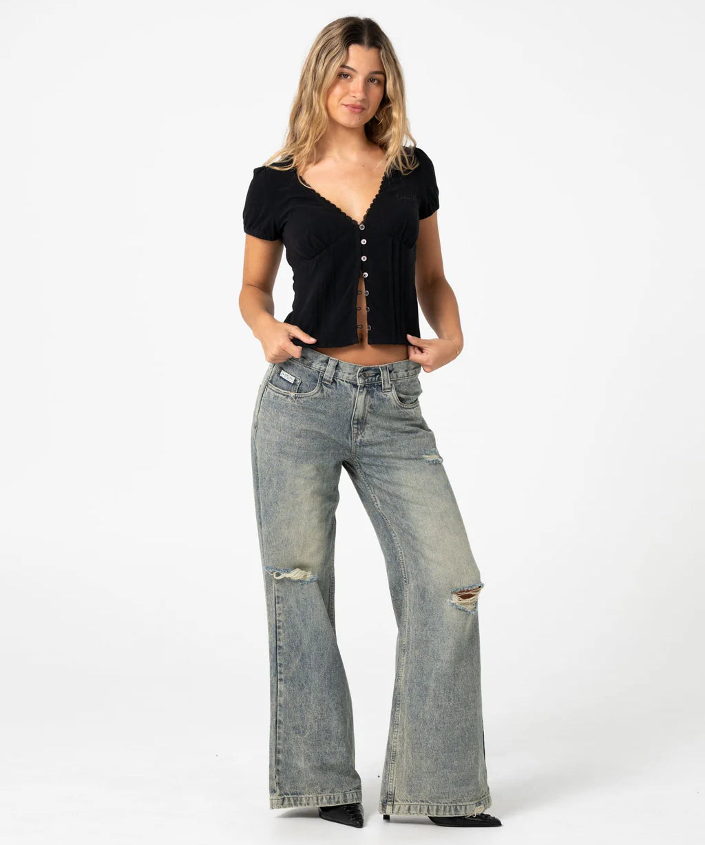 rusty-diy-wendy-wide-low-rise-distressed-jeans-dirty-dawg.webp