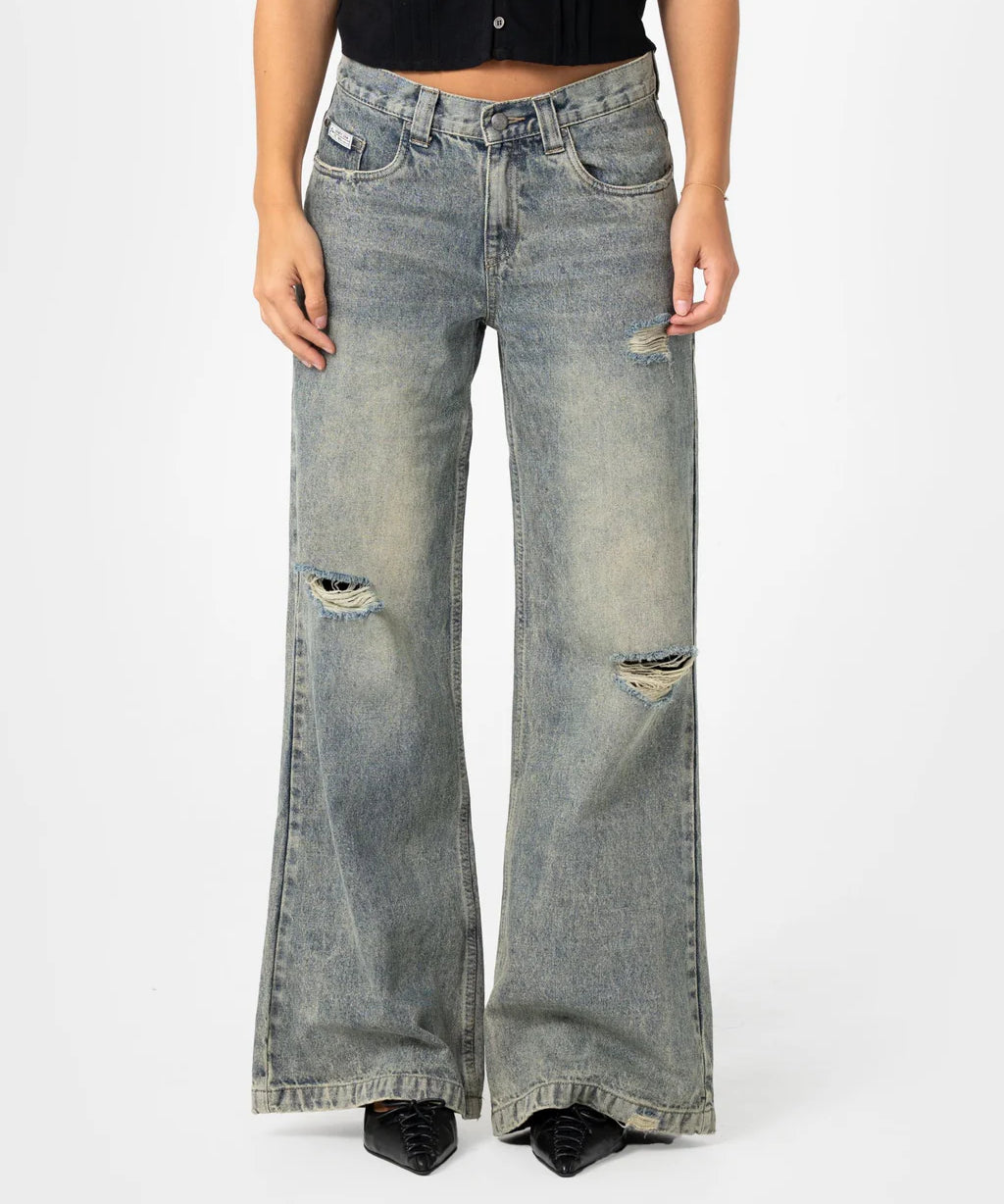 rusty-diy-wendy-wide-low-rise-distressed-jeans-dirty-dawg1.webp