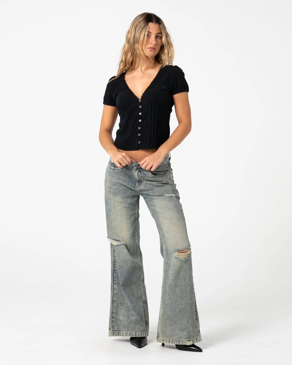 RUSTY DIY WENDY WIDE LOW RISE DISTRESSED JEANS – DIRTY DAWG