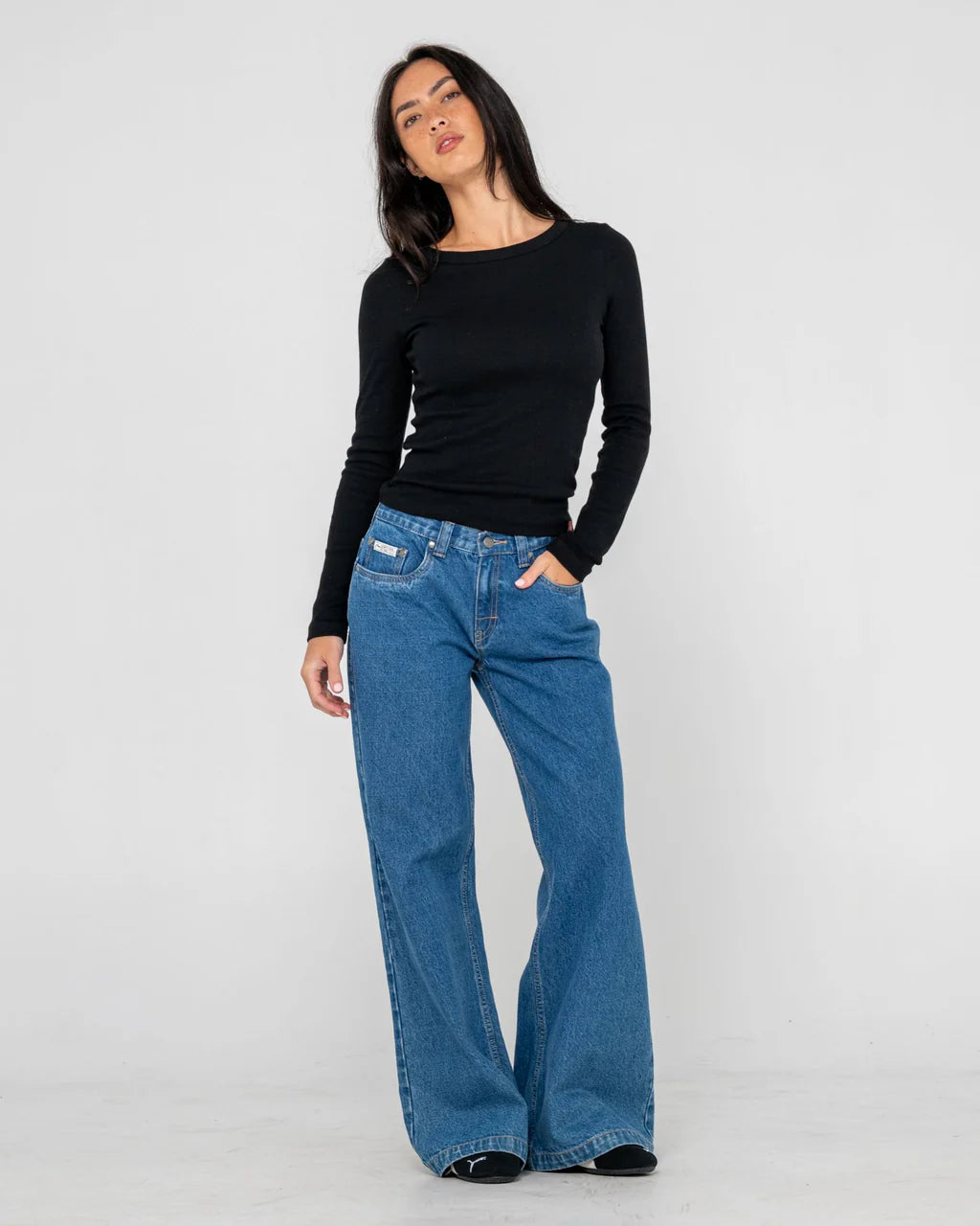 RUSTY ESSENTIALS LONG SLEEVE TEE WOMENS BASIC STREETWEAR TOP BLACK