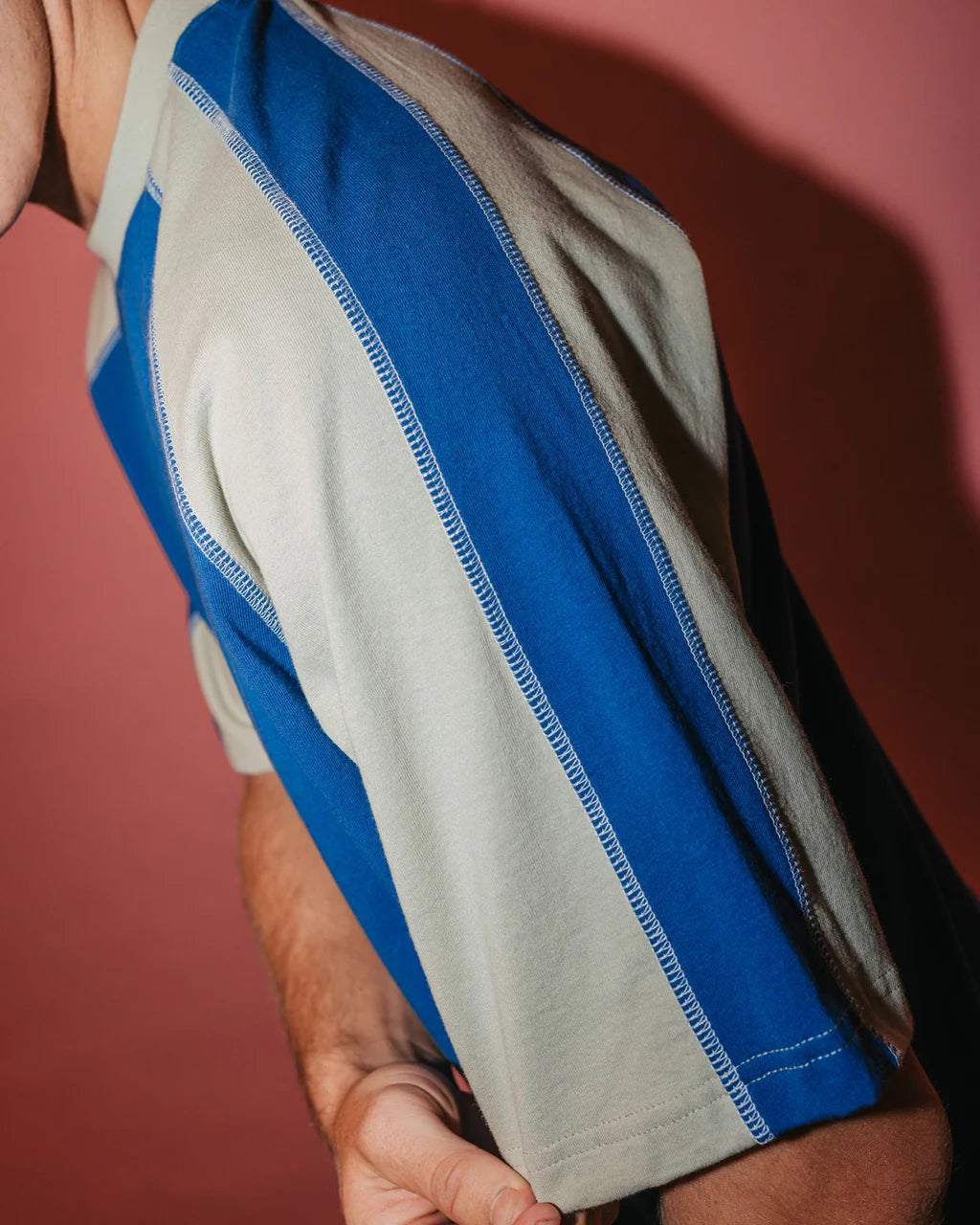 RUSTY FADE-R PANEL GRAPHIC TEE – MENS RETRO TWO TONE SURF T-SHIRT ATLANTIC BLUE