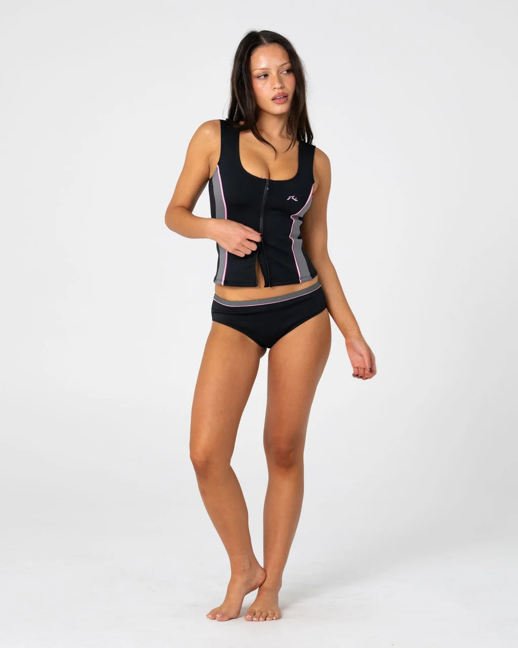 RUSTY FARRAH SCOOP ZIP THROUGH SWIM TOP – BLACK / PINK