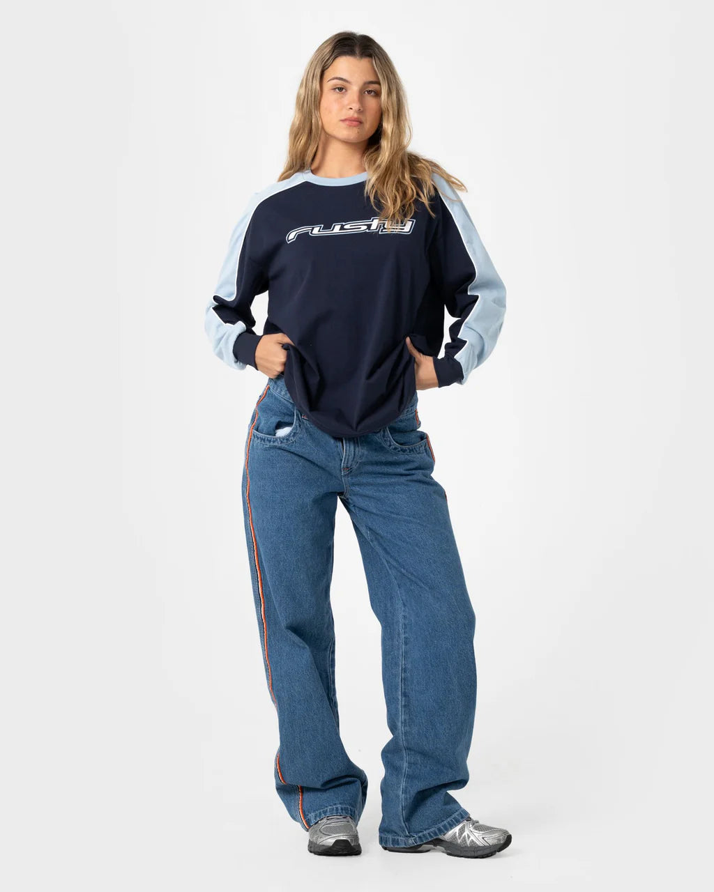 RUSTY FINE LINE OVERSIZED LONG SLEEVE TEE – NAVY BLUE