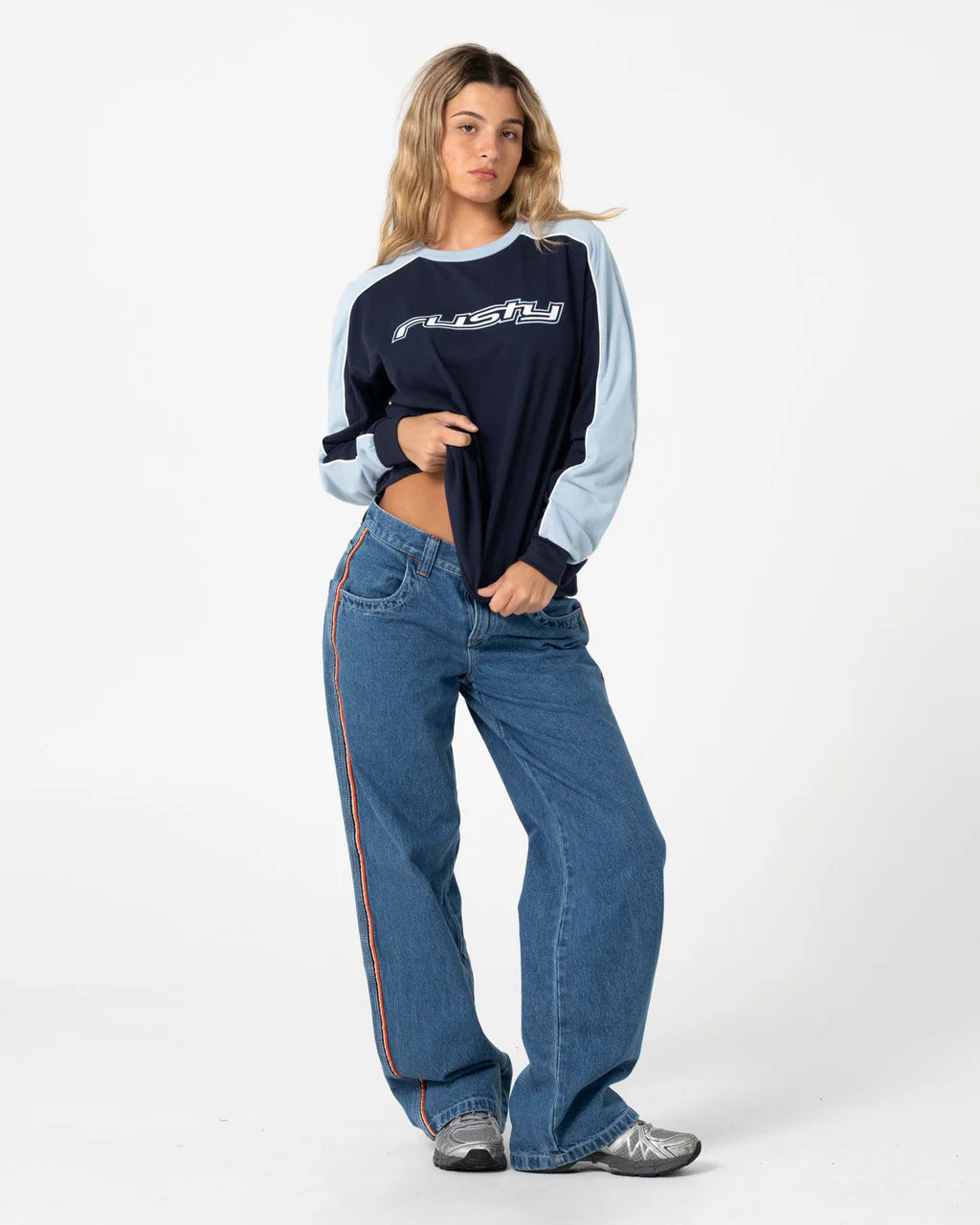 RUSTY FINE LINE OVERSIZED LONG SLEEVE TEE – NAVY BLUE