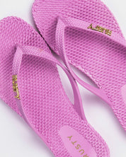 RUSTY FLIP OUT THONG SANDALS – WOMENS SUMMER BEACH FOOTWEAR FONDANT PINK