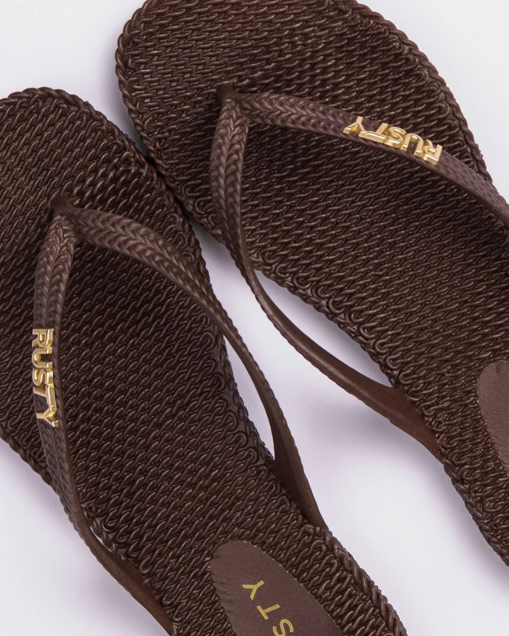 RUSTY FLIP OUT THONG SANDALS – WOMENS SUMMER BEACH FOOTWEAR PINECONE