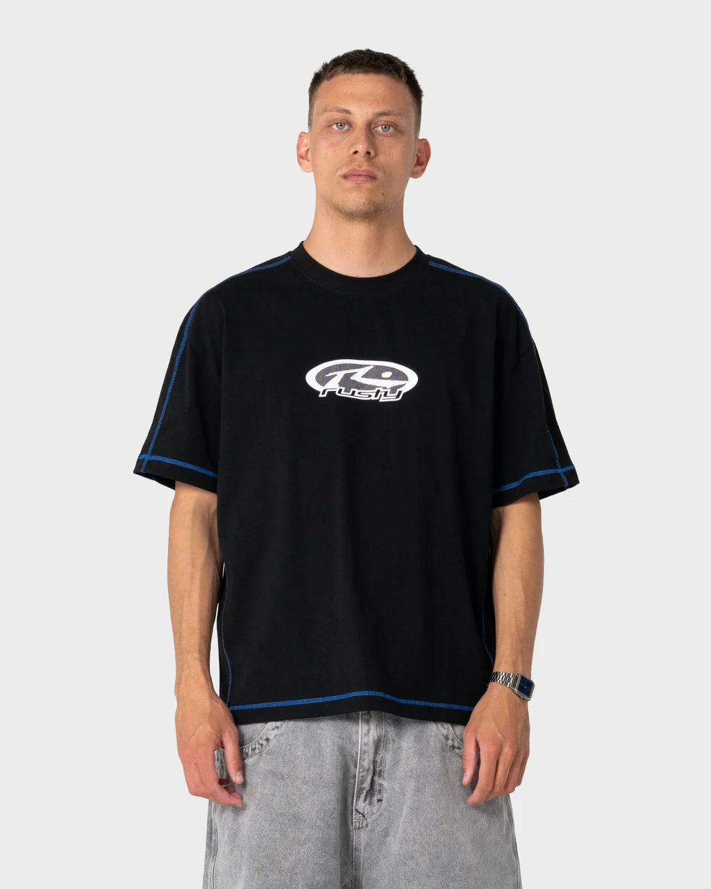 RUSTY GRIDLOCK GRAPHIC TEE – BLACK