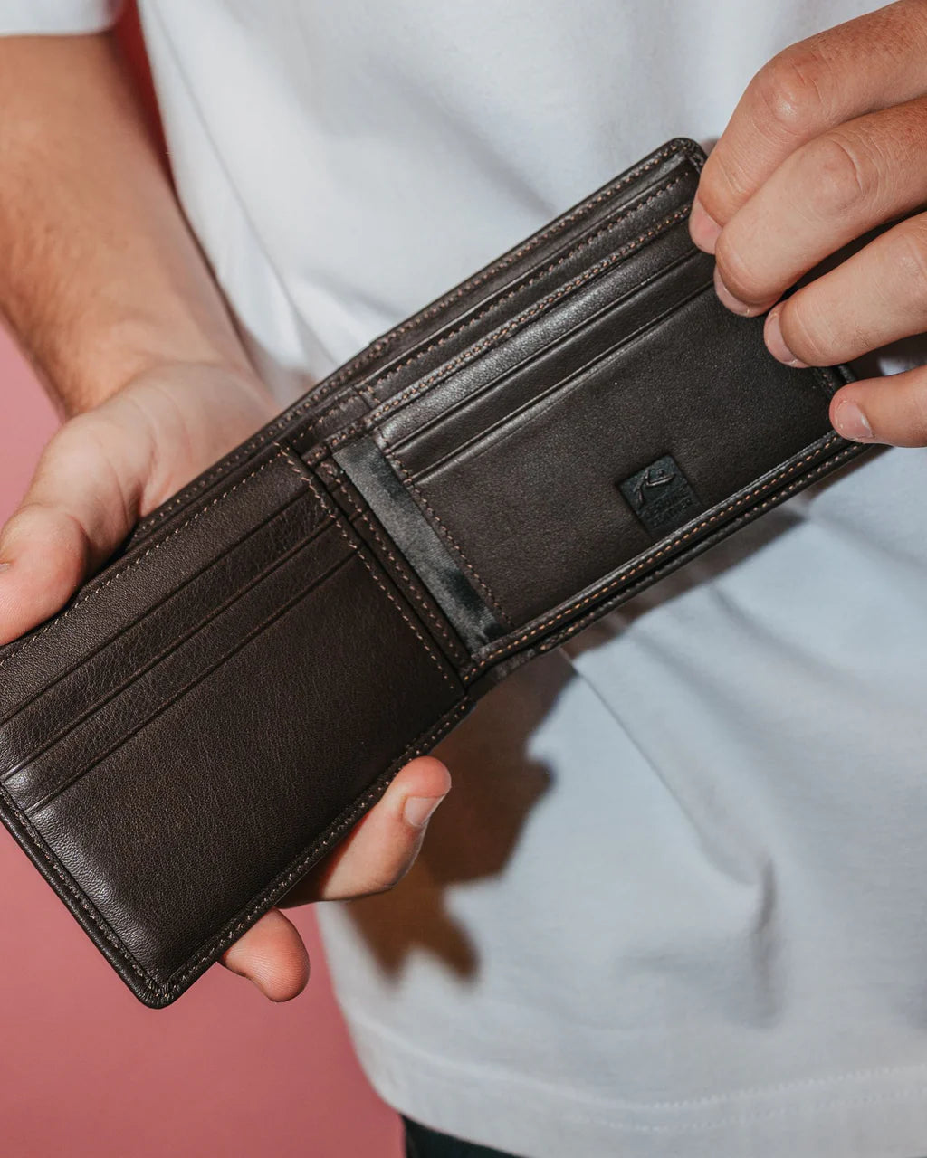 RUSTY HIGH RIVER 2 LEATHER WALLET – COFFEE