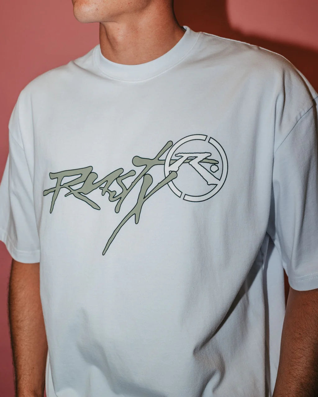 RUSTY HOODUS GRAPHIC TEE – MENS HEAVYWEIGHT COTTON SURF LOGO T-SHIRT WHITE