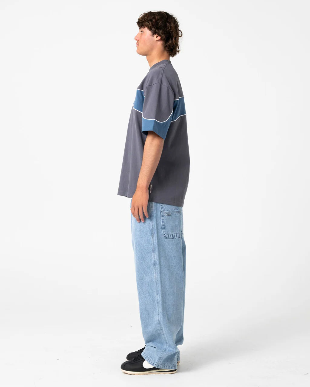RUSTY KINETIC PANEL HEAVY TEE – STEEL