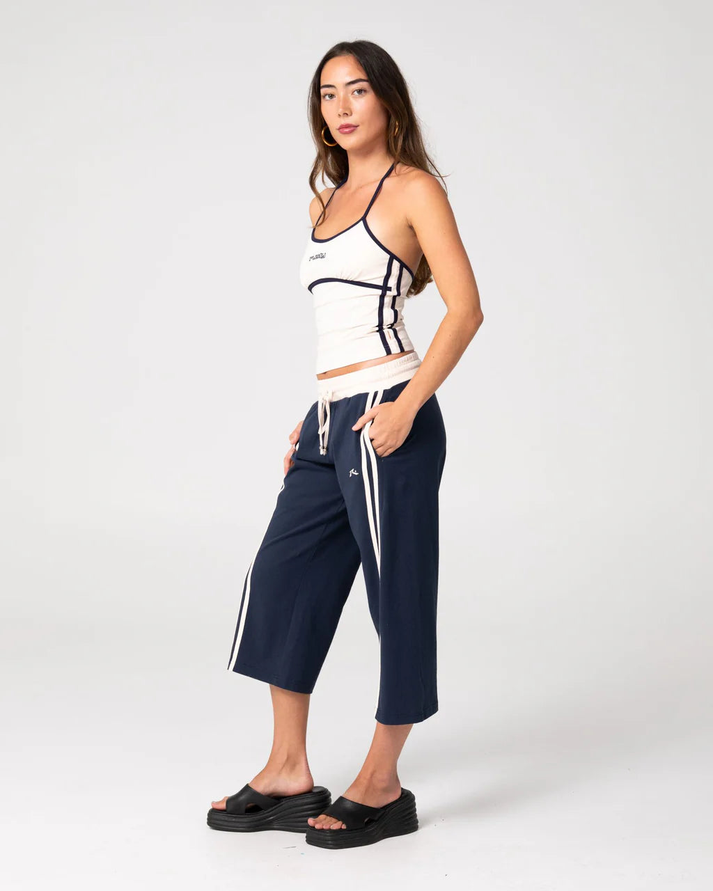 RUSTY MANEATER LOW RISE CAPRI TRACK PANT – NAVY BLUE