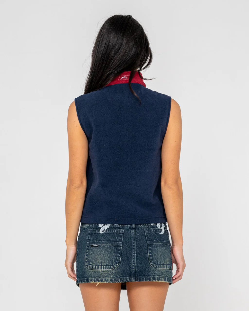 RUSTY MR COOL POLAR FLEECE VEST WOMENS STREETWEAR LAYERING VEST RED