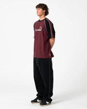 RUSTY OMAC GRAPHIC OVERSIZED TEE – BURGUNDY