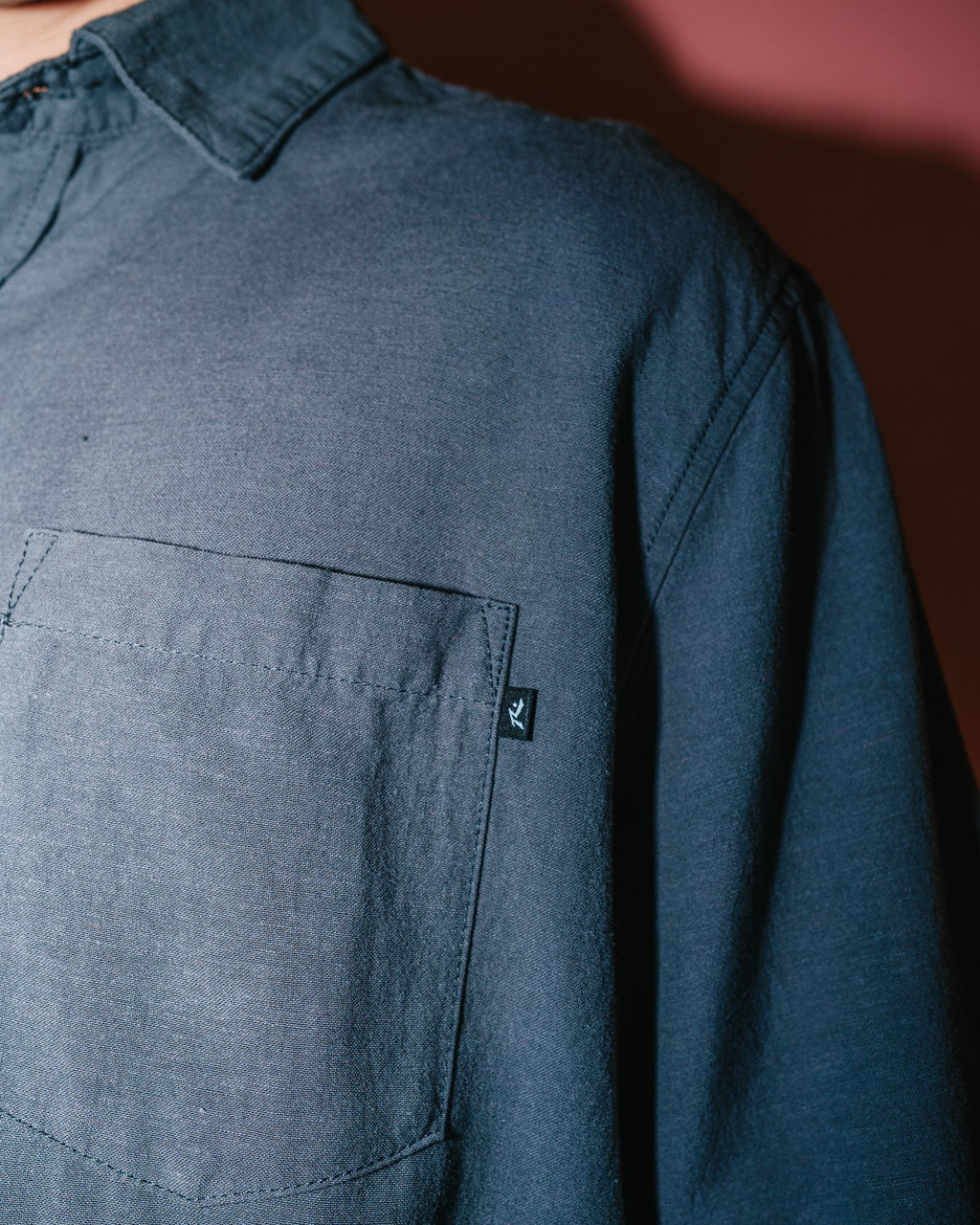 RUSTY OVERTONE SHORT SLEEVE LINEN SHIRT – MENS RELAXED CASUAL SHIRT COAL