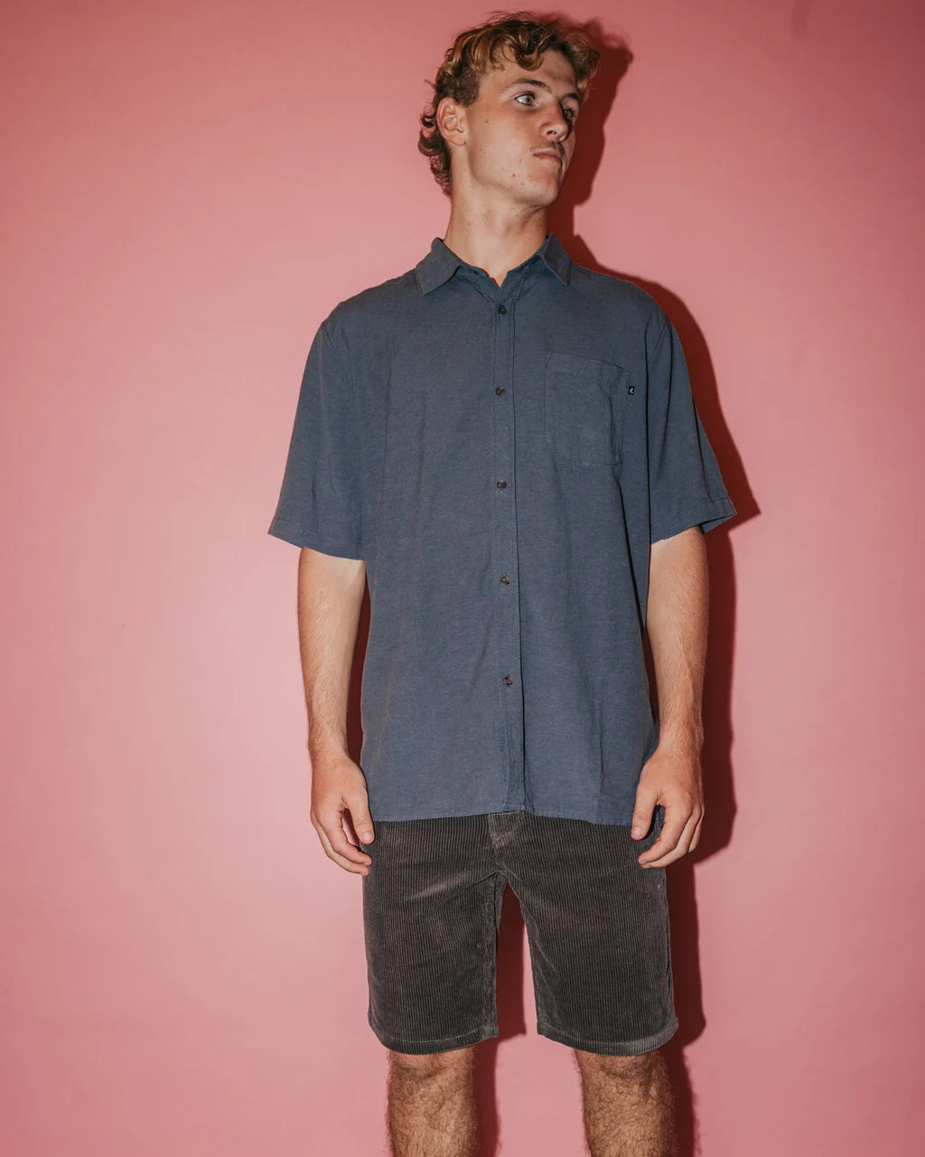 RUSTY OVERTONE SHORT SLEEVE LINEN SHIRT – MENS RELAXED CASUAL SHIRT COAL