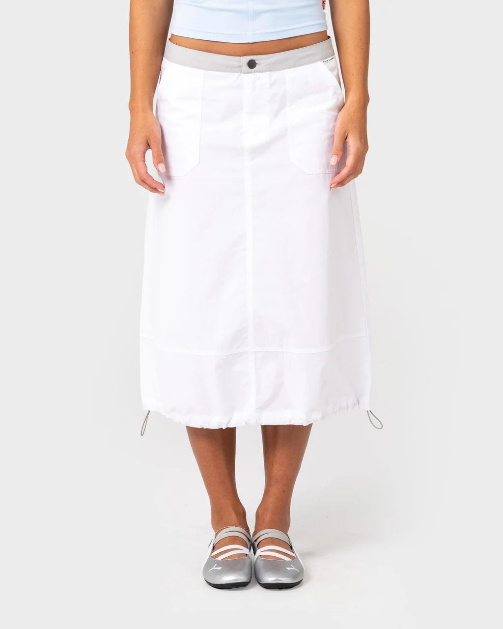 PLAYER LOW RISE MIDI SKIRT