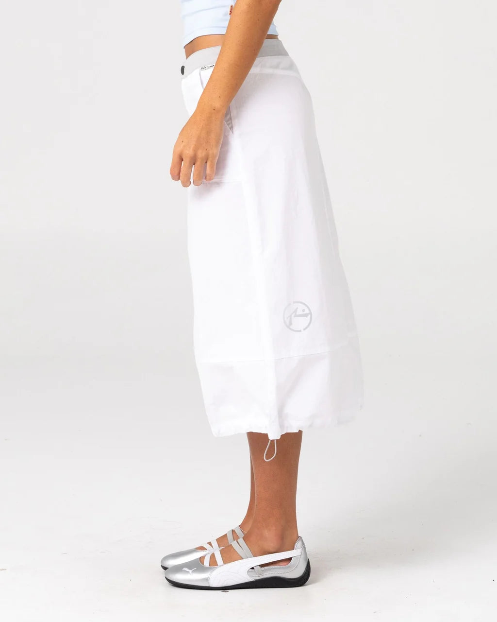 PLAYER LOW RISE MIDI SKIRT