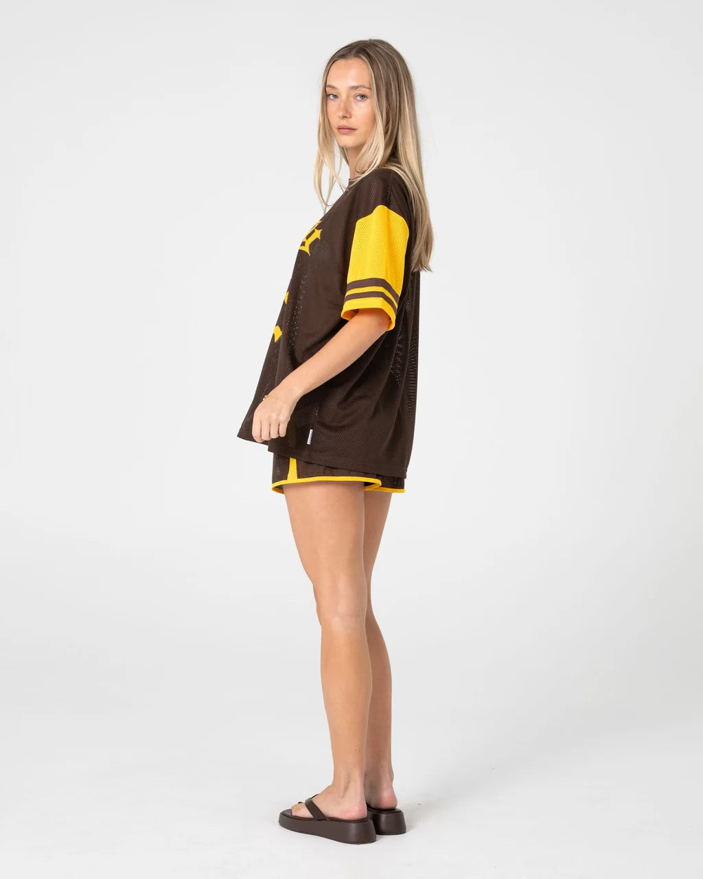 RUSTY RAG STRIPE MESH OVERSIZED TEE – JAVA / AMBER