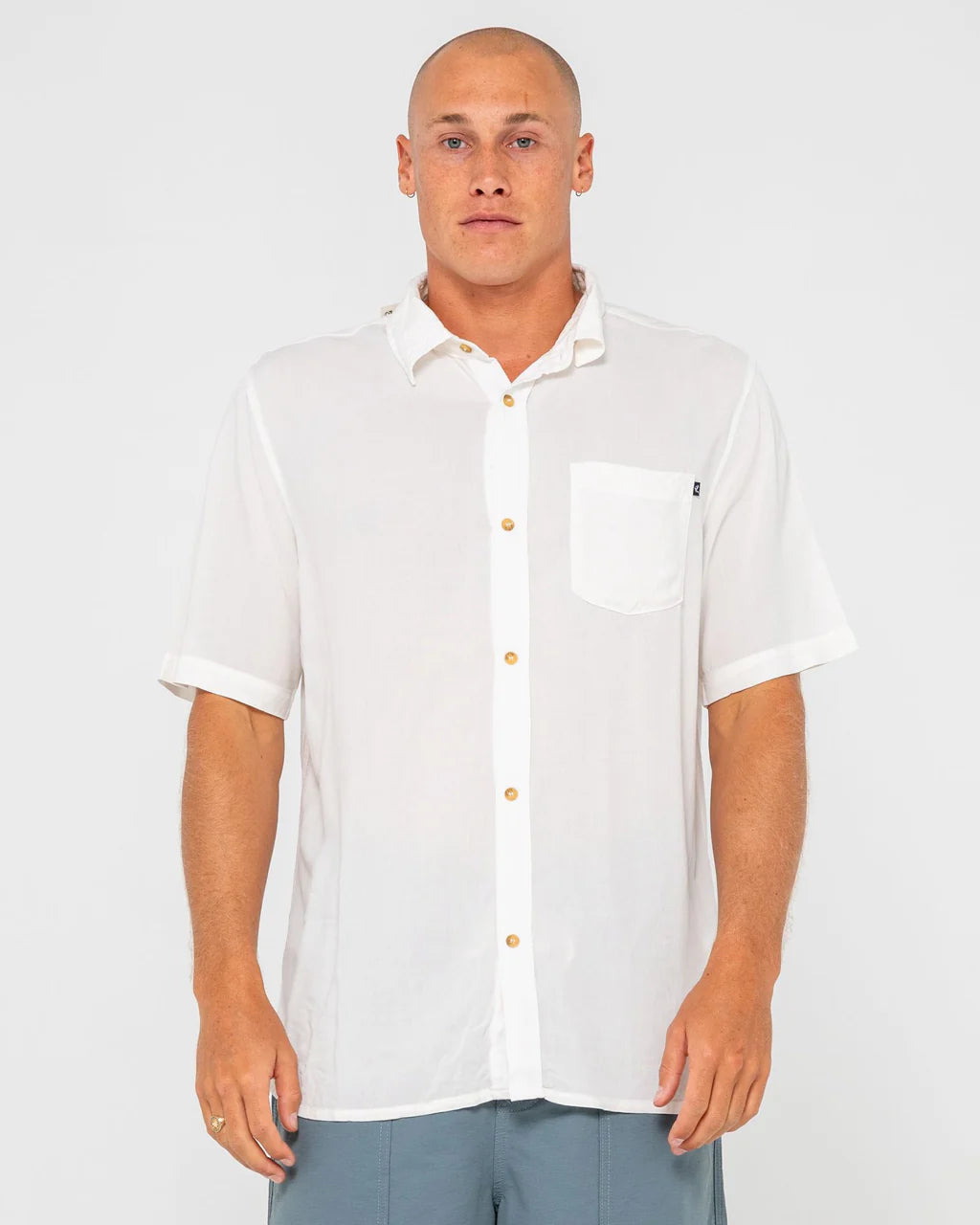 RUSTY RAZOR BLADE RAYON SHIRT – MENS RELAXED SHORT SLEEVE BUTTON UP SHIRT WHITE