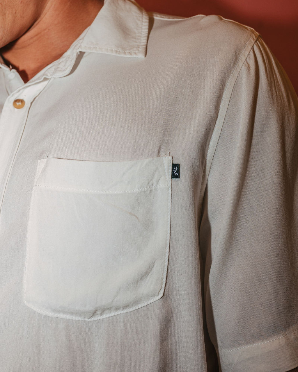 RUSTY RAZOR BLADE RAYON SHIRT – MENS RELAXED SHORT SLEEVE BUTTON UP SHIRT WHITE