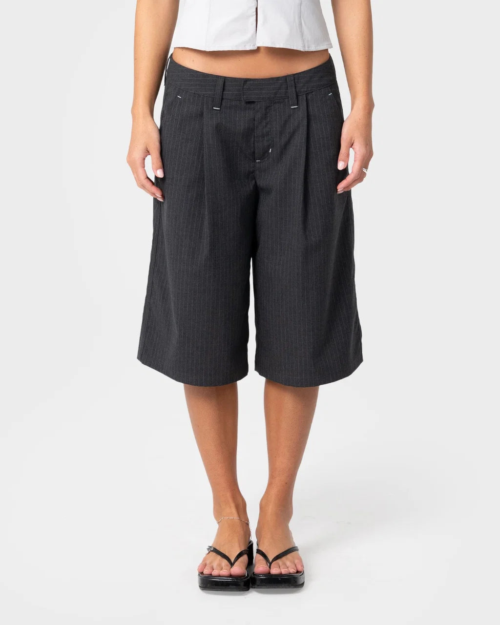 RUSTY ROAD RAGE FINANCE MOMMY LOW RISE SHORT – COAL PINSTRIPE