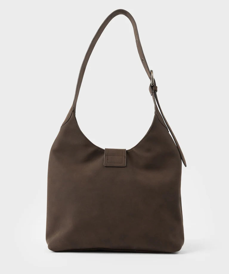 rusty-rodeo-suede-shoulder-bag-pinecone3.webp
