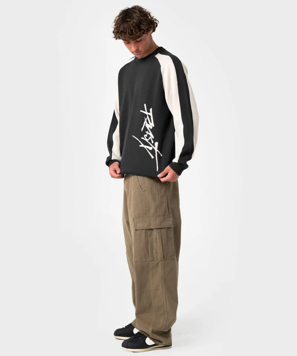 rusty-roll-safe-boxy-crew-neck-knit-black-marle1.webp