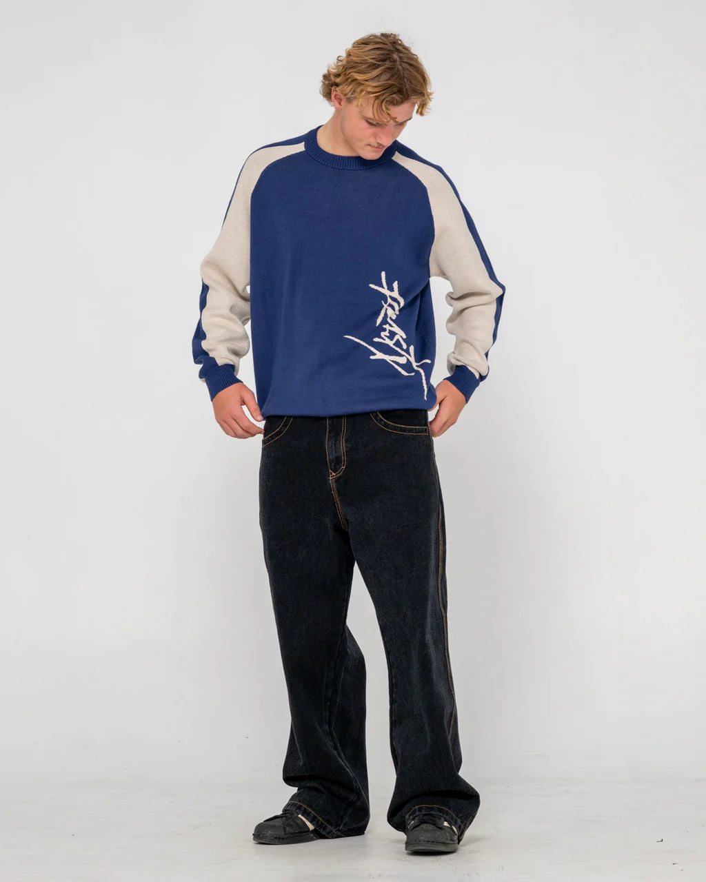 RUSTY ROLL SAFE BOXY CREW NECK KNIT MENS JUMPER DARK BLUE