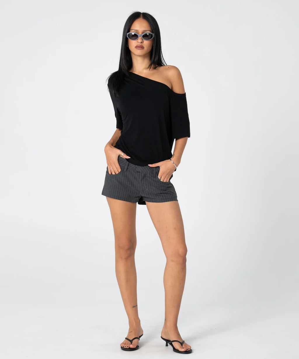 rusty-sally-slouch-off-shoulder-tee-black.webp