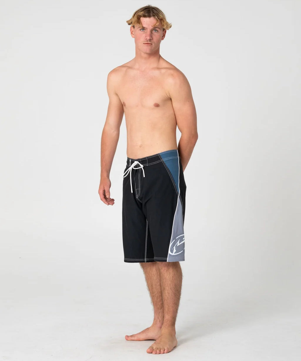 rusty-sandglass-23-inch-boardshort-black.webp