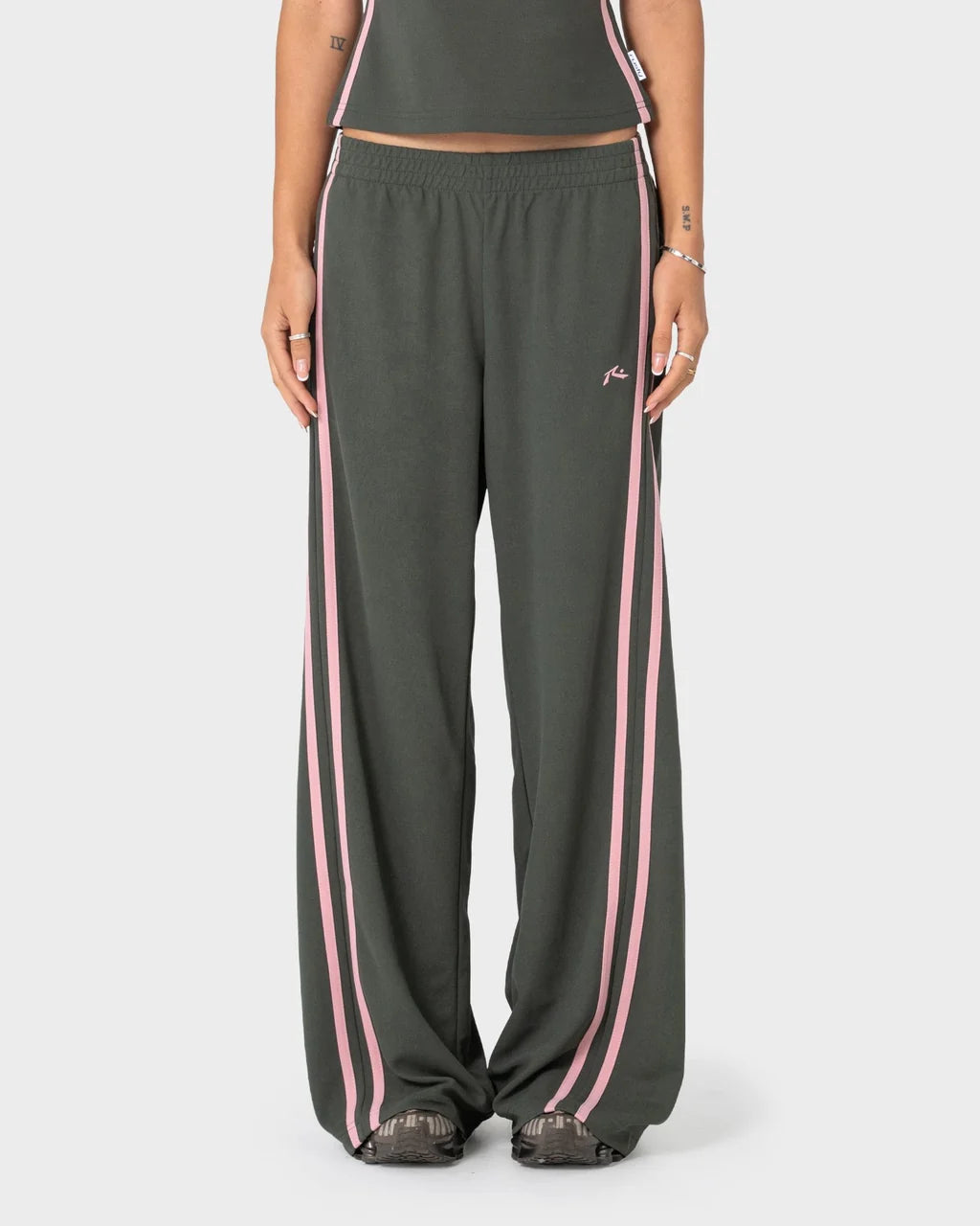RUSTY SISTER BRONSON LOW RISE TRACKPANT – SAVANNA / PINK A BOO